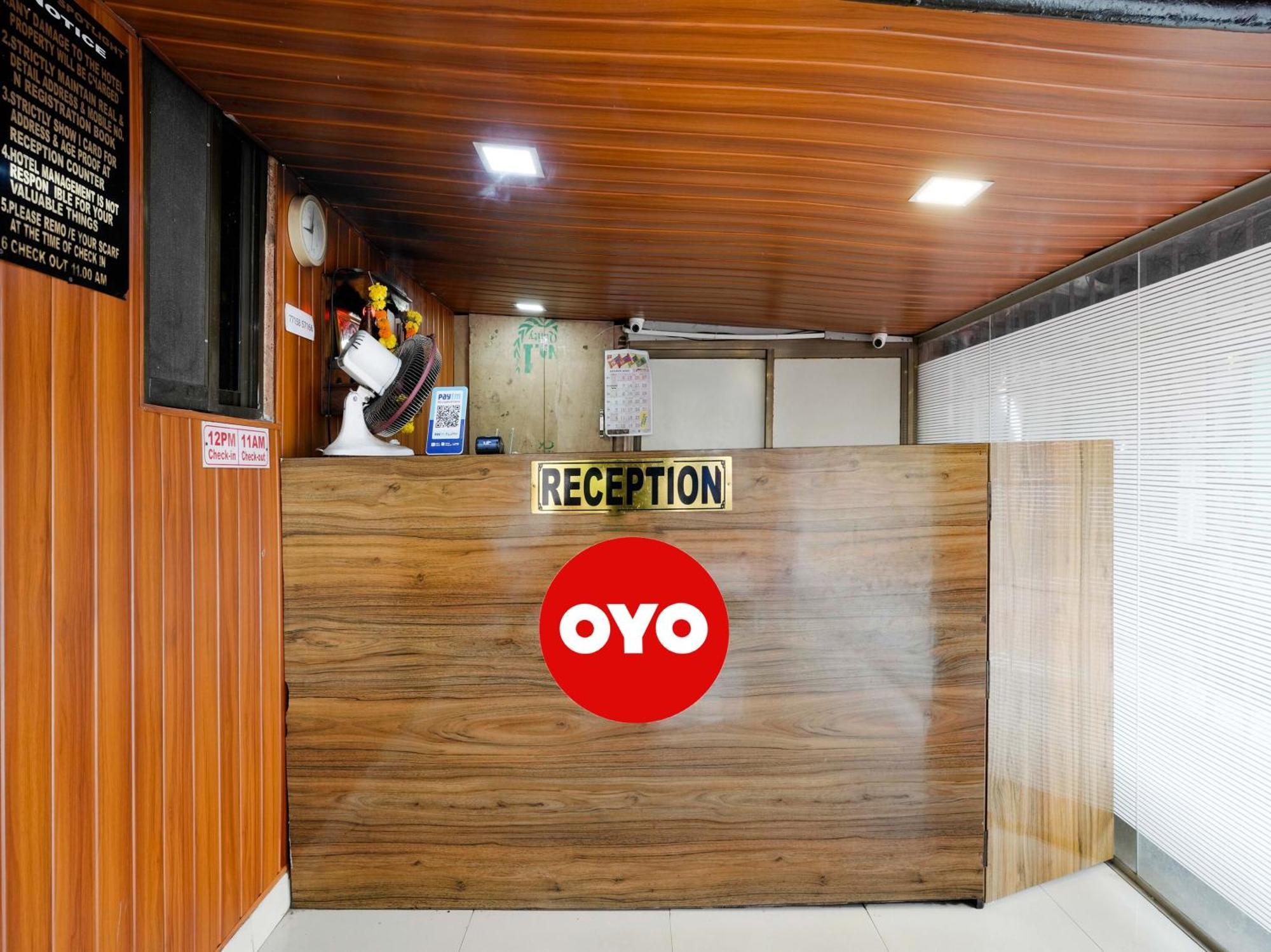 Hotel O Spotlight ธาเน ภายนอก รูปภาพ