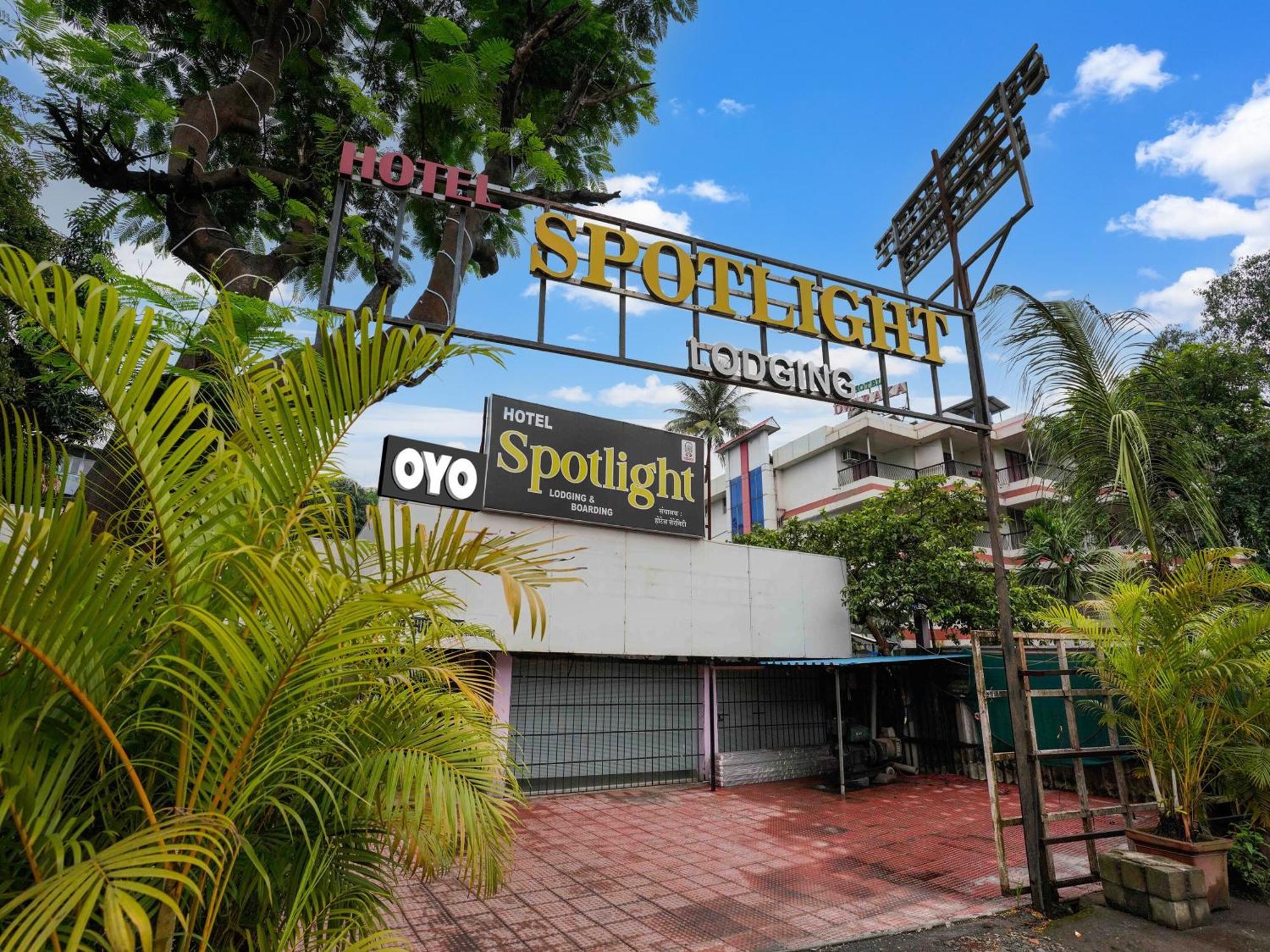 Hotel O Spotlight ธาเน ภายนอก รูปภาพ